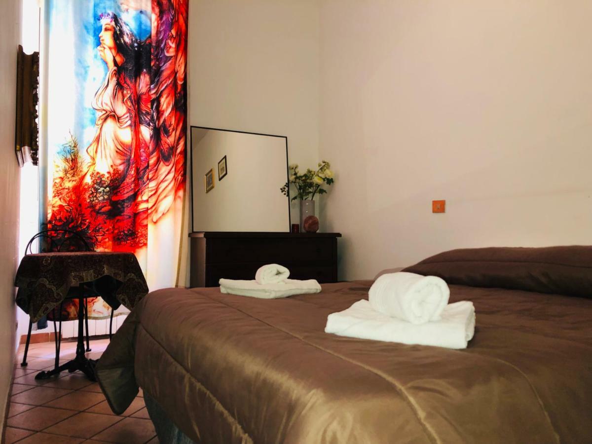 Parisa Suite Rom Eksteriør billede