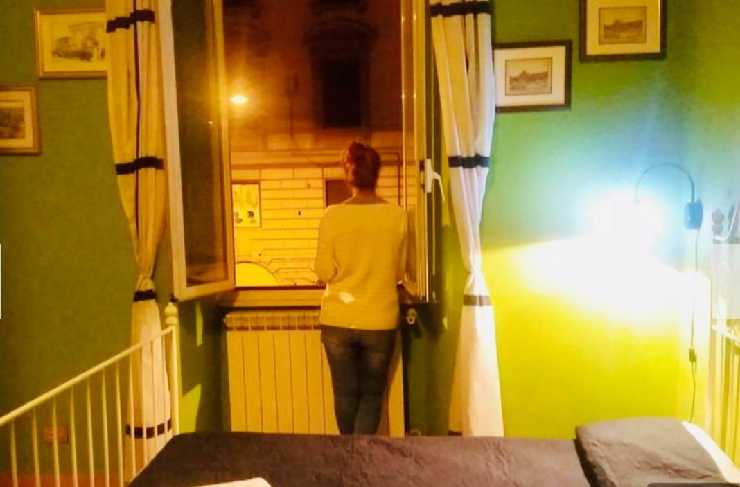 Parisa Suite Rom Eksteriør billede